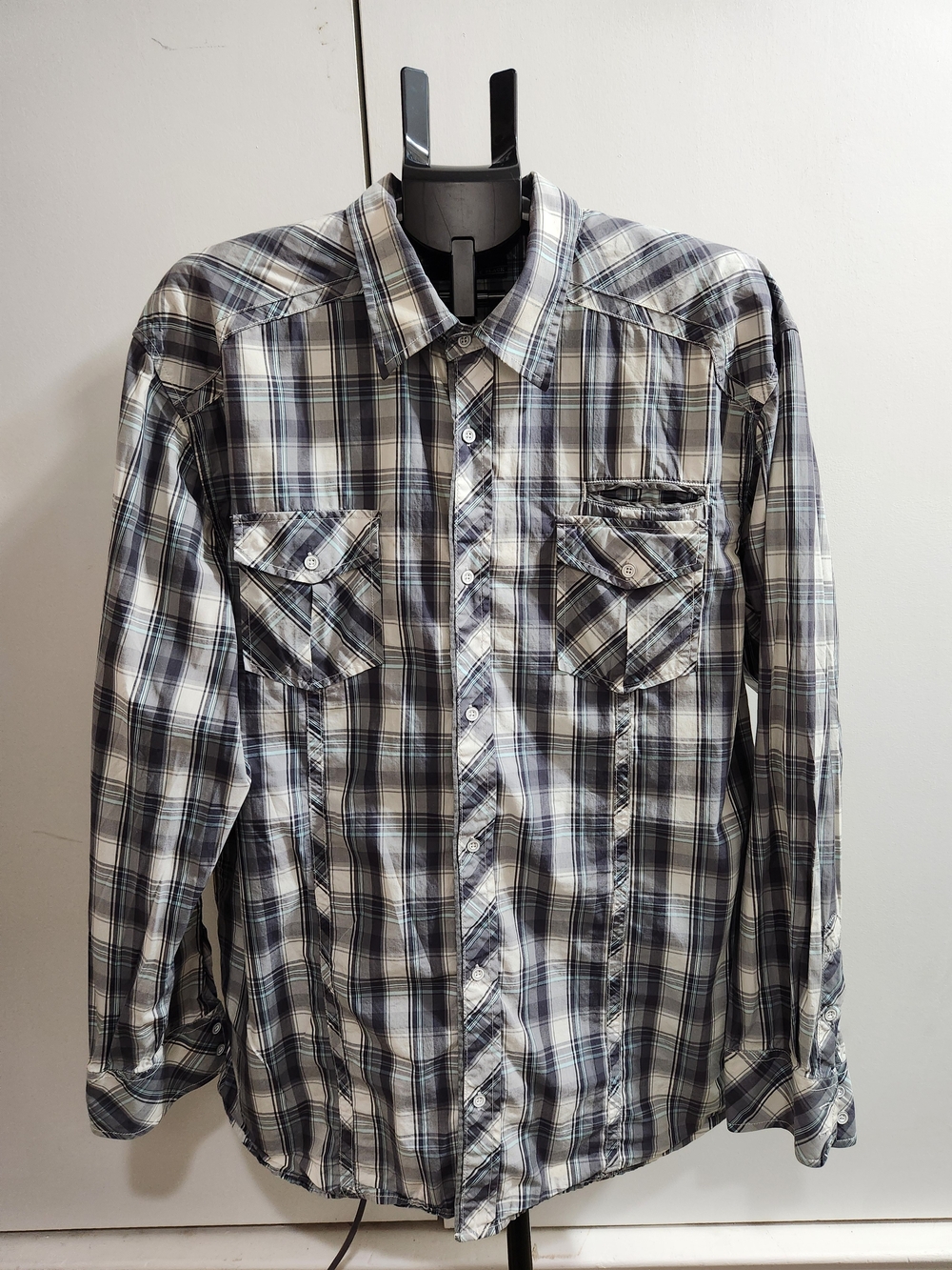 Buckle Men’s Plaid Button-Down Shirt in White and Gray